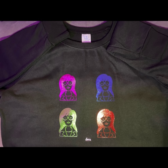 sweater, black. with 4 color images of the character Daria - Picture 1 of 3